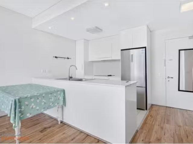 Apartment for rent in Phillip, District of Woden Valley