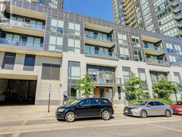 Townhouse for sale in Mississauga, Ontario