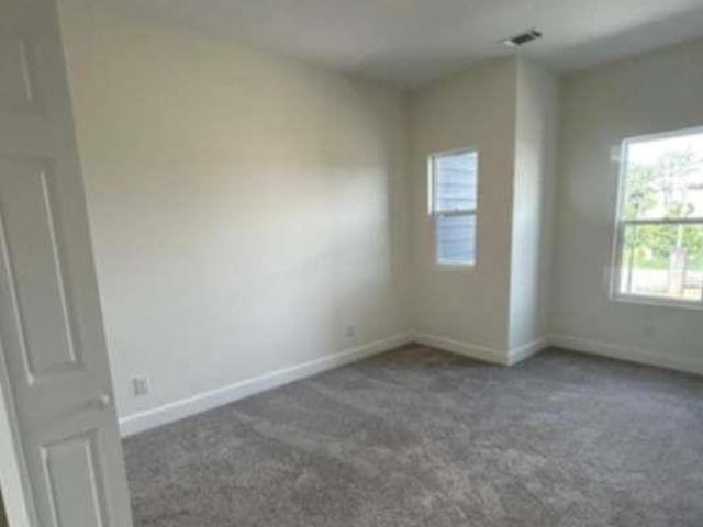 Townhouse for sale in Stone Mountain