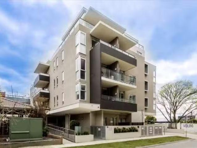 Apartment for rent in Box Hill