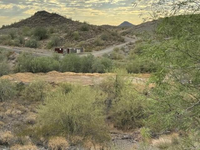 Land for sale in Morristown, Arizona