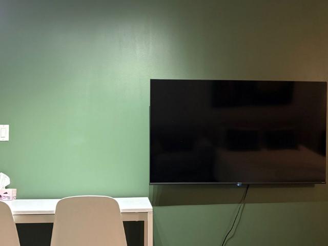 House for rent in Toronto Centre, Toronto