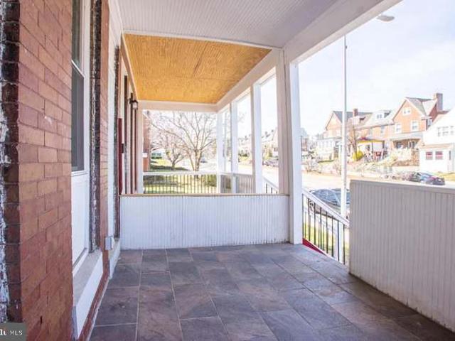 Townhouse for sale in Gibsonton, Maryland