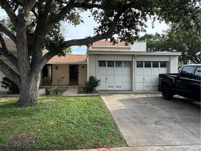 Townhouse for sale in Corpus Christi