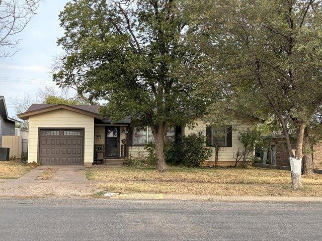 House for sale in Snyder, Scurry County