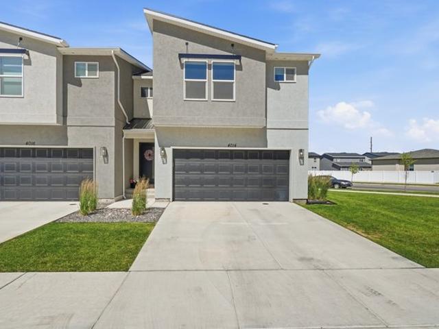 Townhouse for sale in Mapleton, Utah