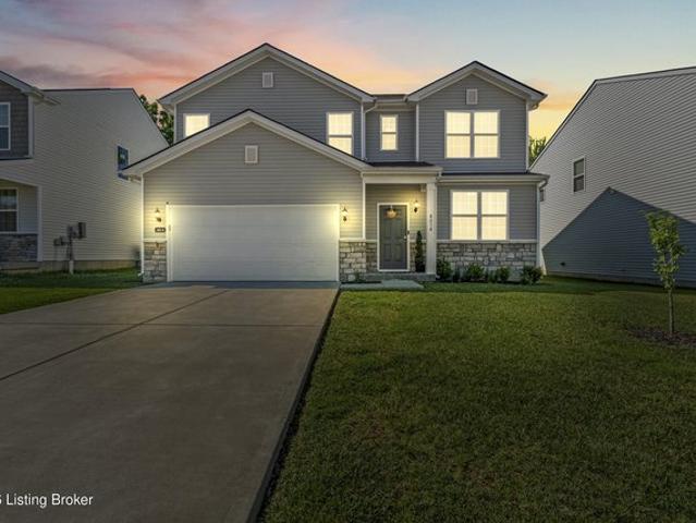 House for sale in La Grange, Kentucky