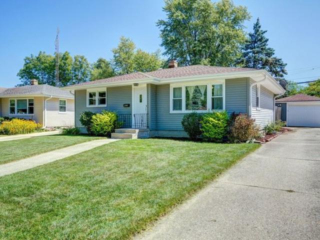 House for sale in Kenosha, Wisconsin