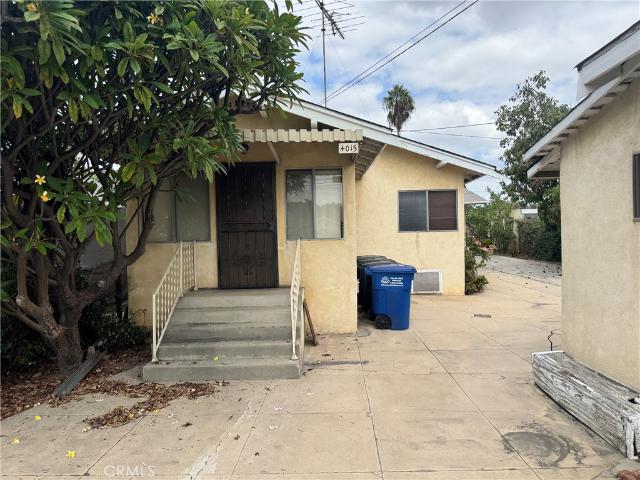 House for sale in East Los Angeles, Canoga Park