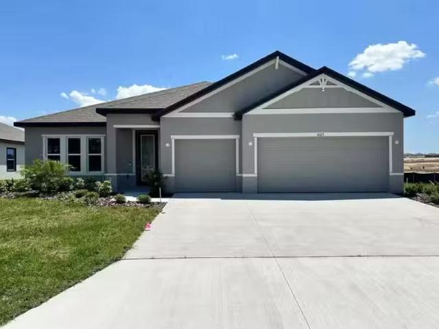 House for sale in Lakeland House for sale in Lakeland