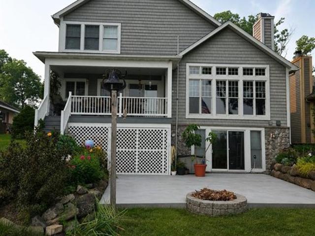 House for sale in Fenton, Michigan