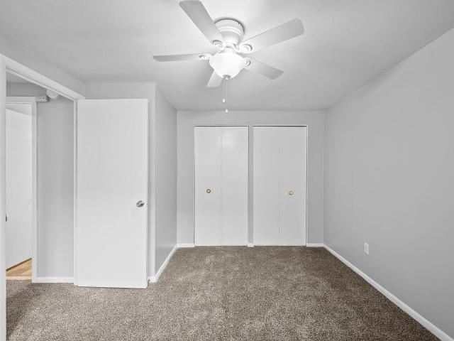 Apartment for rent in Kamms Corner, Cleveland