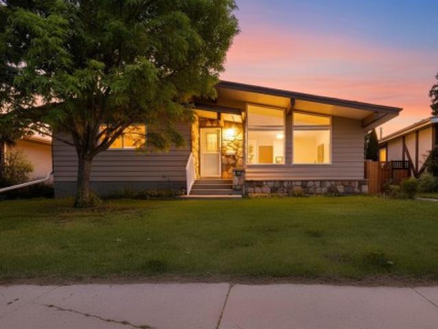 House for sale in Wedgewood, Alberta