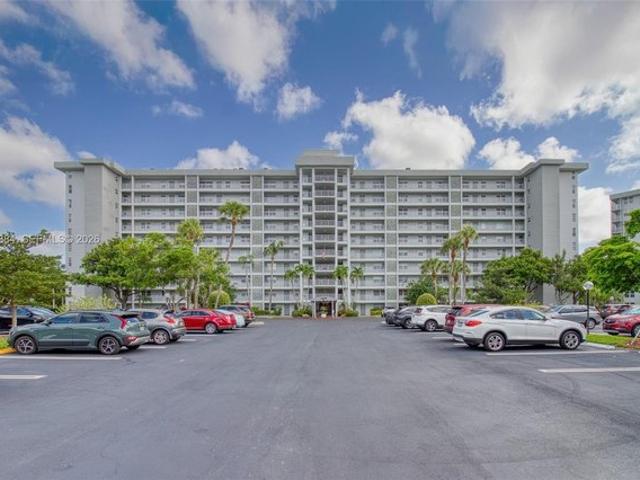 Condo for sale in Pompano Beach, Florida