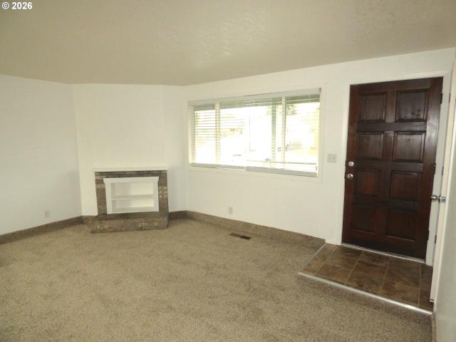 House for sale in Middle Grove, Salem