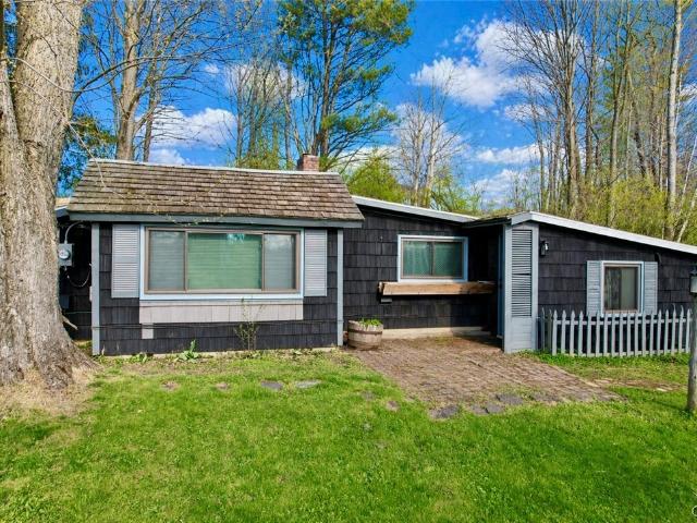 House for sale in Town of Cazenovia, Madison County