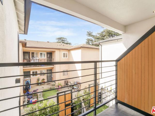 Condo for sale in Culver City, California