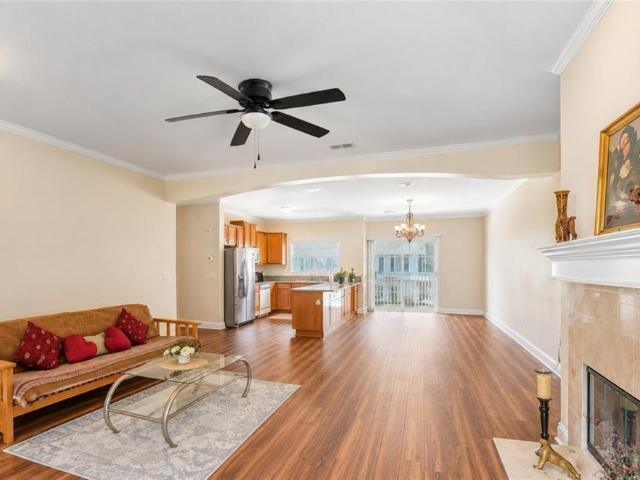 Condo for sale in Alpharetta, Fulton County