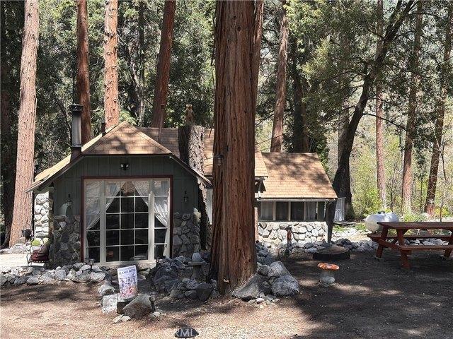 House for sale in Forest Falls, California