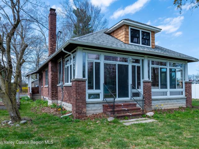 House for sale in Kinderhook, New York