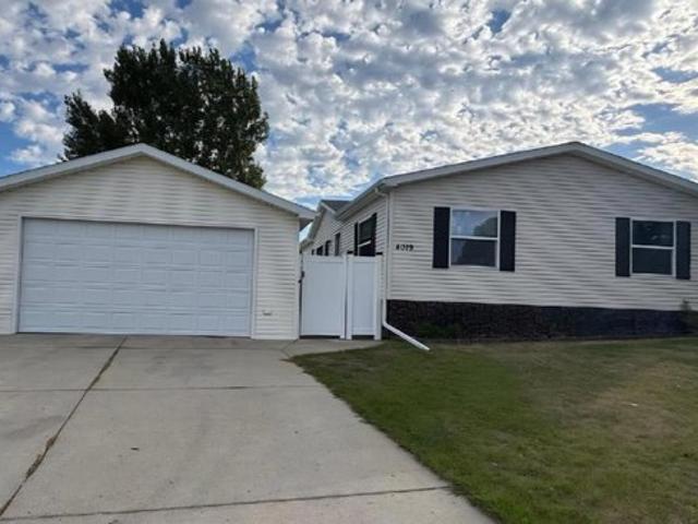 House for sale in Bismarck, North Dakota