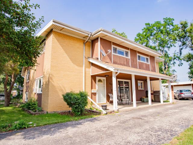 House for sale in Schiller Park, Illinois