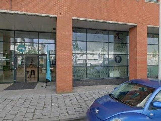 Bedrijfspand te huur in Binckhorst, Laak