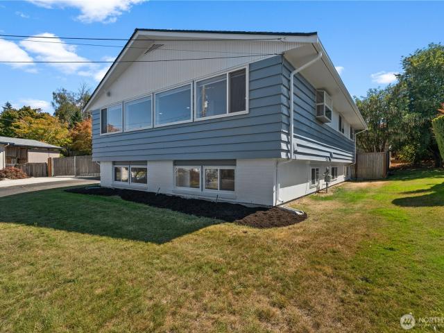 House for sale in University Place, Washington