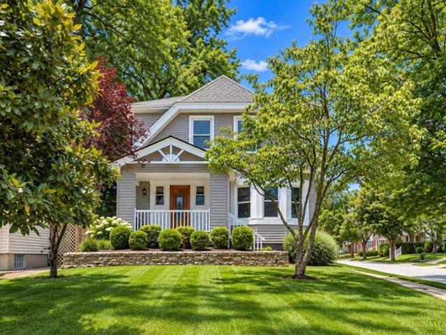 House for sale in Roselawn, Ohio