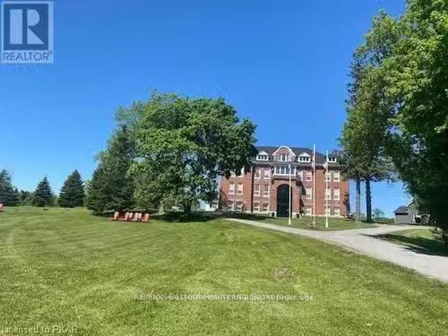 House for rent in Selwyn, Ontario