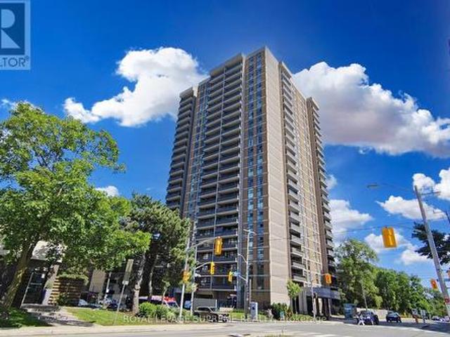 Condo for sale in Eglinton—Lawrence, Toronto