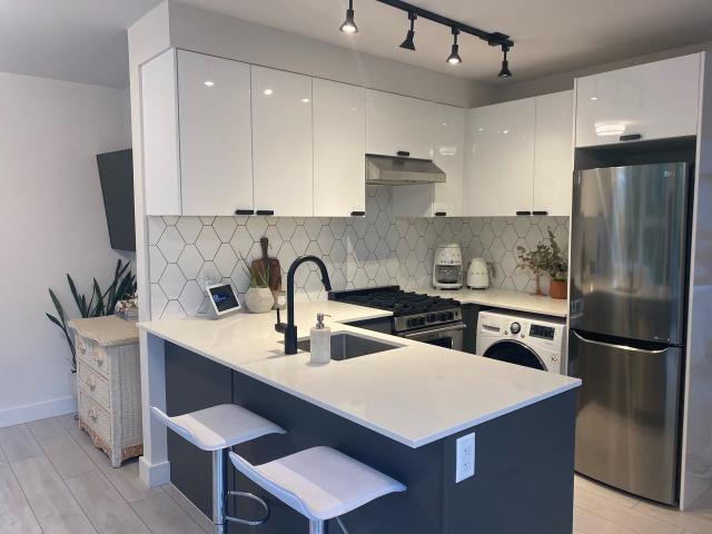 Apartment for rent in Vancouver, British Columbia