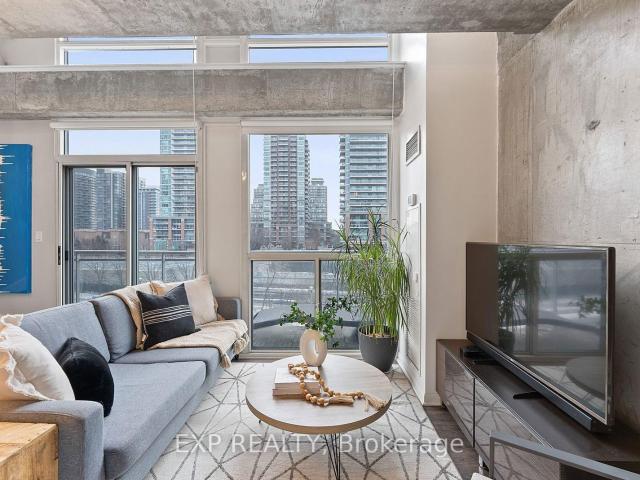 Condo for sale in Woburn, Ontario