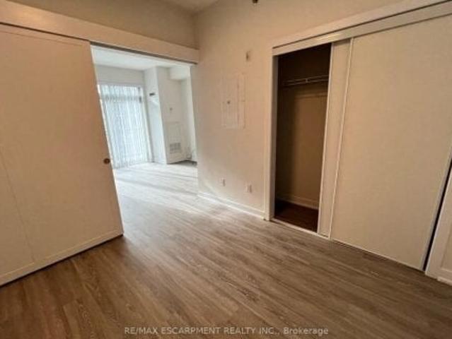 Condo for rent in Oakville, Ontario