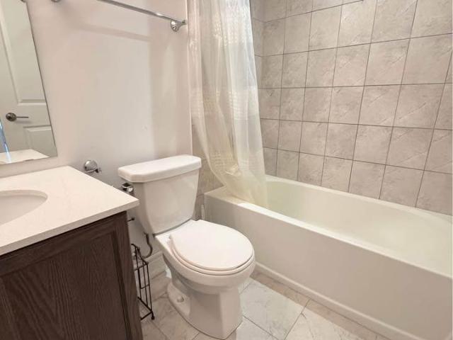 Apartment for rent in Holly, Barrie