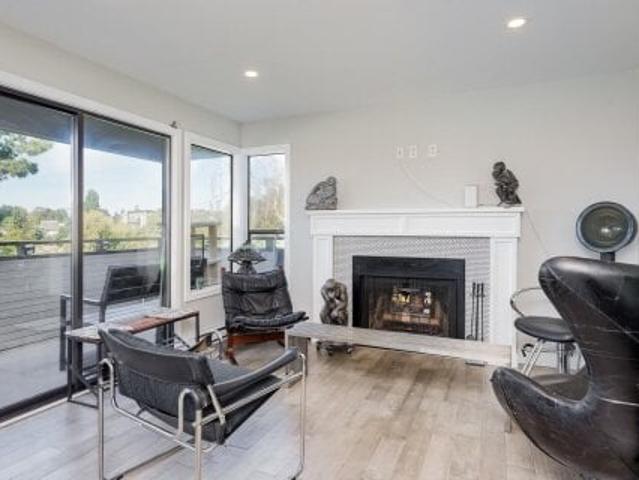 Condo for sale in Saanich, British Columbia
