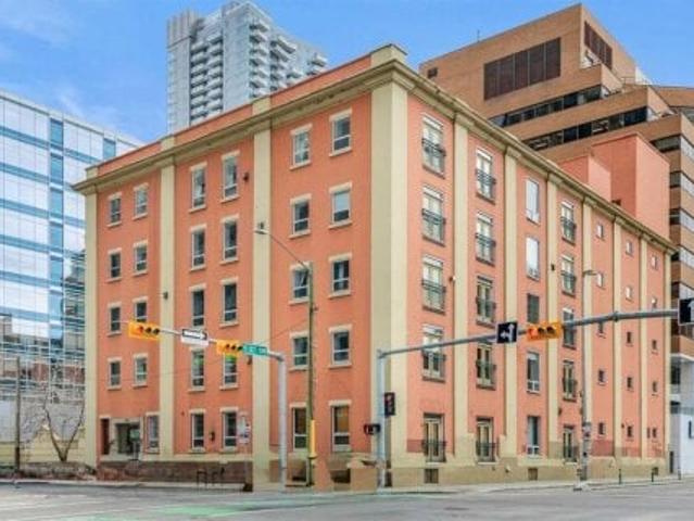 Office for sale in Northwest, Alberta