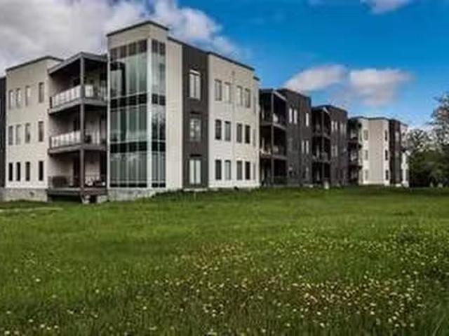 House for sale in East St. Paul, Manitoba