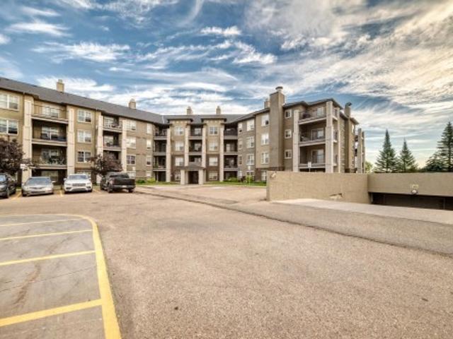 Condo for sale in Wedgewood, Alberta