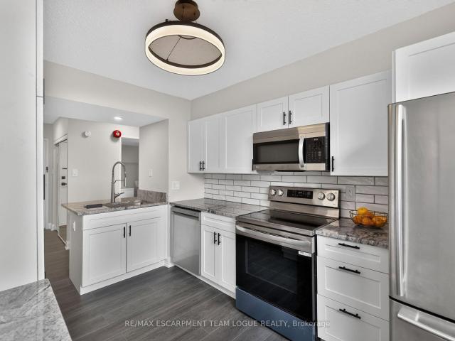 Condo for sale in Burlington, Ontario
