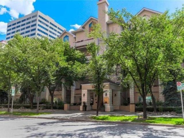 Condo for sale in Eau Claire, Calgary