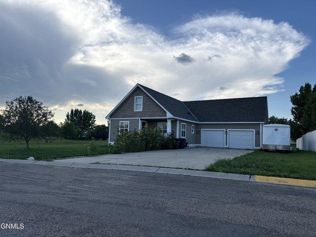 House for sale in Stanley, North Dakota