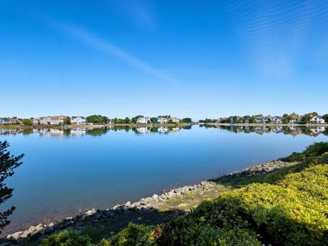 Condo for sale in San Mateo, California