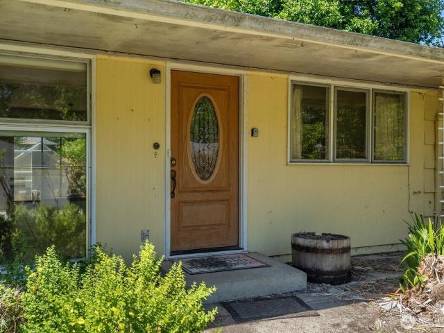 House for sale in Kelso, Washington