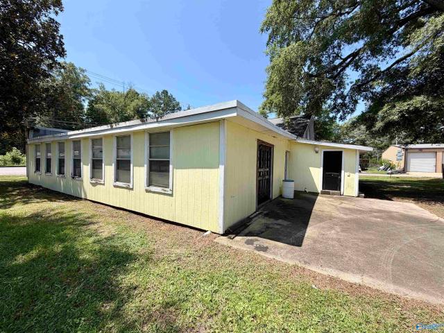 Commercial for sale in Centre, Alabama