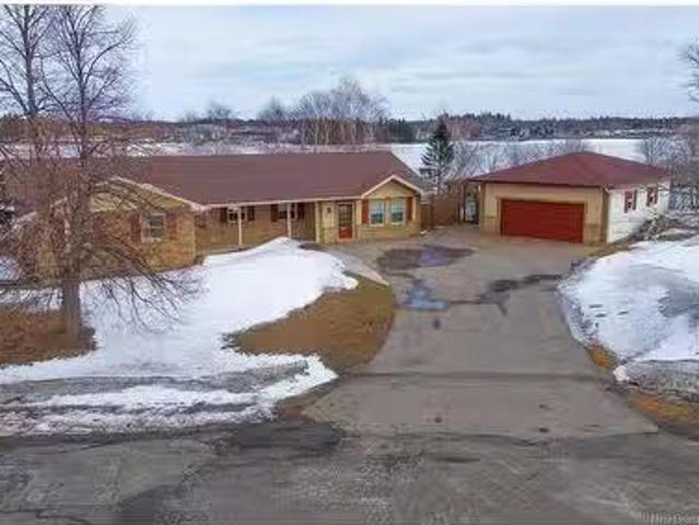 House for sale in Tracadie–sheila, New Brunswick