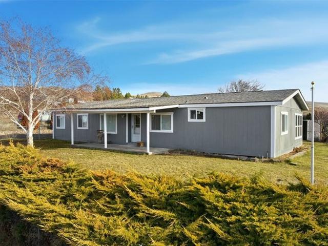 House for sale in Selah, Washington