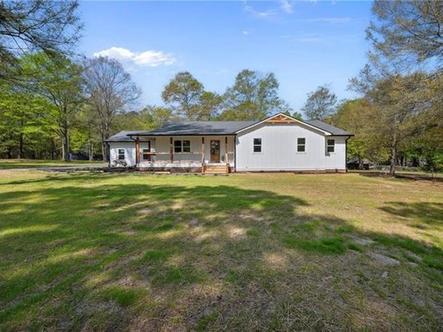 House for sale in Statham, Georgia