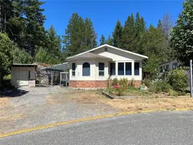 House for sale in Strathcona, British Columbia