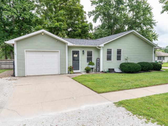 House for sale in Winterset, Iowa